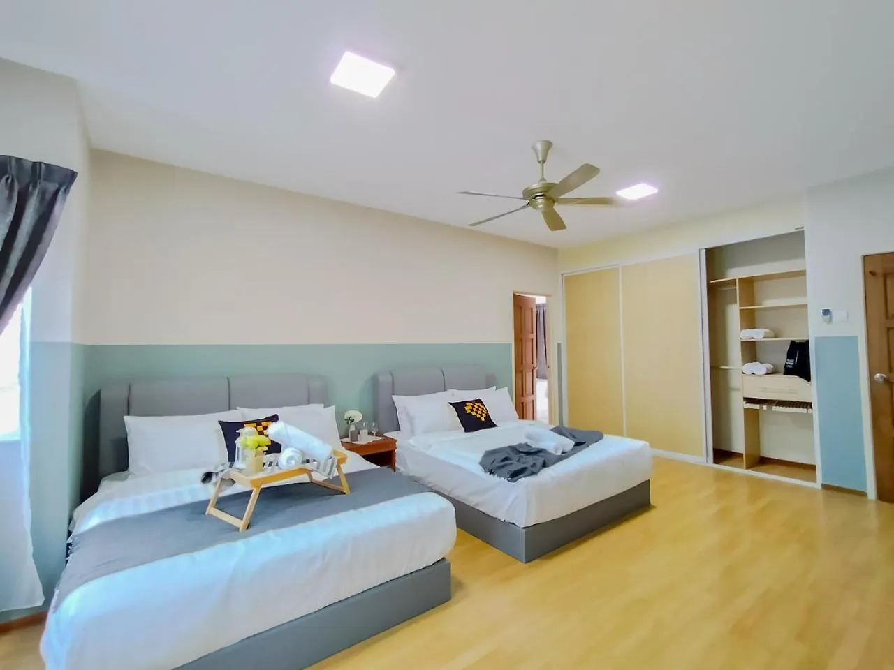 Gathering Corner House With 6 Rooms Upto 16Pax By Manhattan Group Kuala Lumpur 0*,  Malaysia
